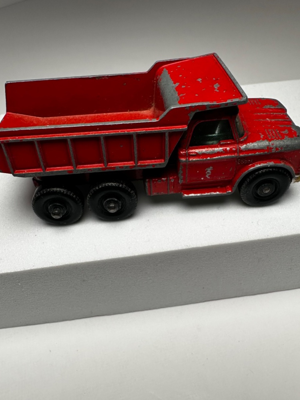 Vintage 1966 Matchbox Lesney No. 48 Dodge Dumper Truck Made in England - Picture 6 of 9